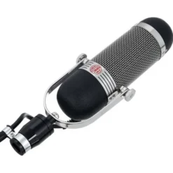 AEA R84