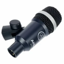 AKG D40