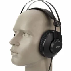 AKG K-52