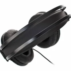 AKG K-52
