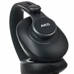AKG K-371