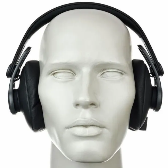 AKG K-371