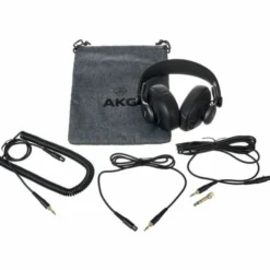 AKG K-371