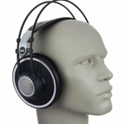 AKG K-702