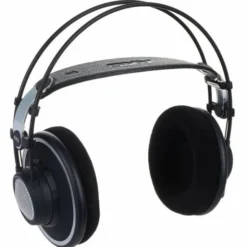AKG K-702