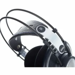 AKG K-702