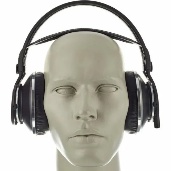 AKG K-872