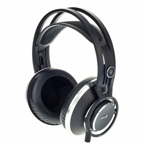 AKG K-872