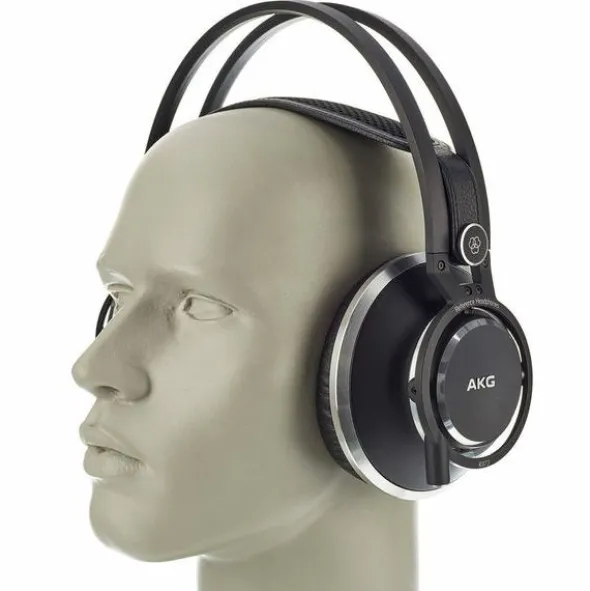 AKG K-872