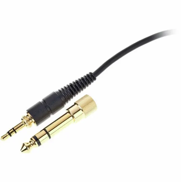 AKG K-872
