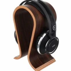 AKG K-812