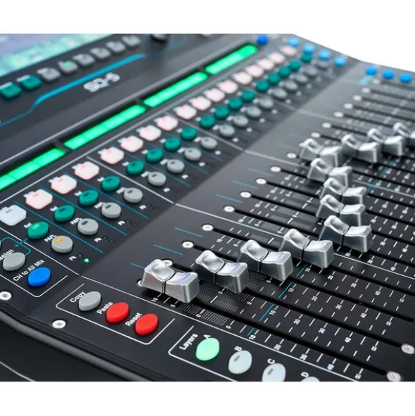 Allen & Heath SQ5 Case Bundle III