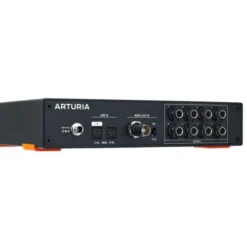 Arturia AudioFuse X8 OUT