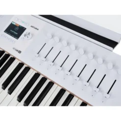 Arturia KeyLab 88 mk3 White