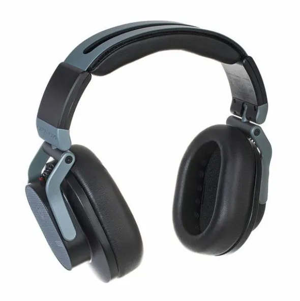 Austrian Audio Hi-X65