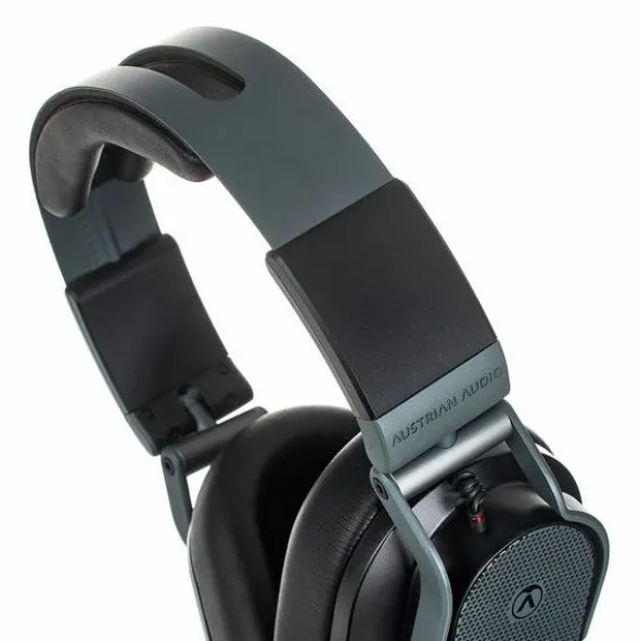 Austrian Audio Hi-X65