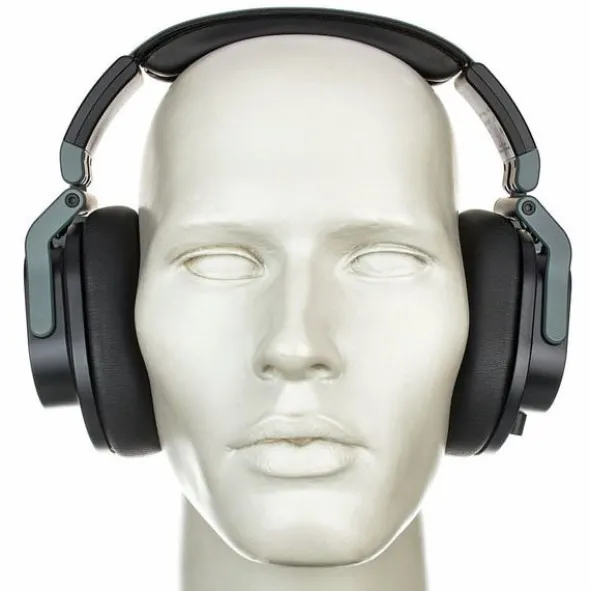 Austrian Audio Hi-X65
