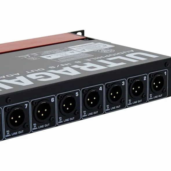 Behringer ADA8200 Ultragain