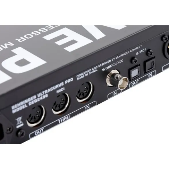 Behringer DEQ2496 Ultra-Curve Pro