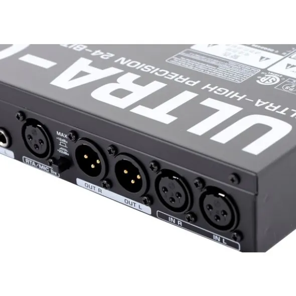 Behringer DEQ2496 Ultra-Curve Pro