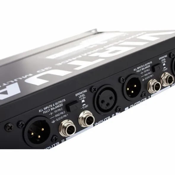 Behringer FX2000 3D FX Processor