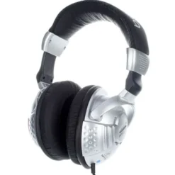 Behringer HPS3000