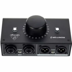 Behringer Monitor1