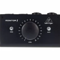 Behringer Monitor1