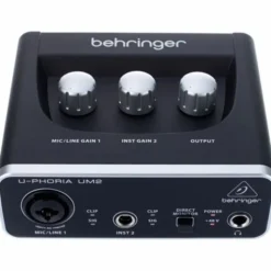 Behringer U-Phoria UM2