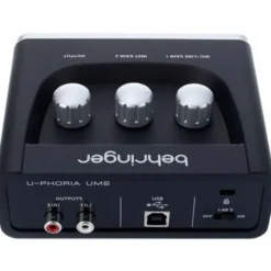 Behringer U-Phoria UM2