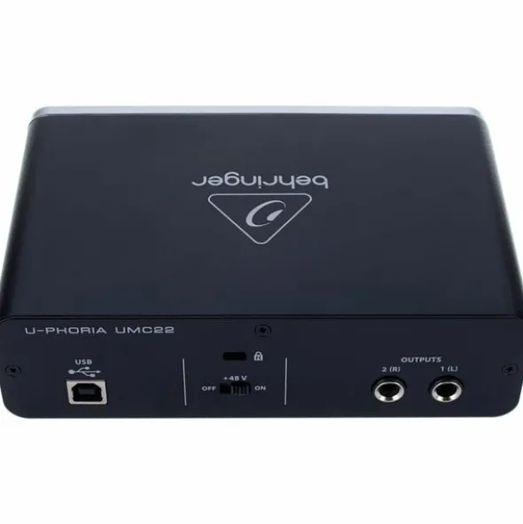 Behringer U-Phoria UMC22