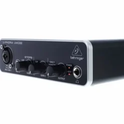 Behringer U-Phoria UMC22