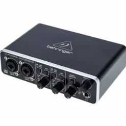 Behringer U-Phoria UMC202HD