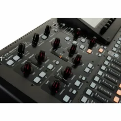 Behringer X32 Compact