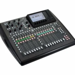 Behringer X32 Compact