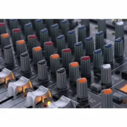Behringer Xenyx QX1222USB