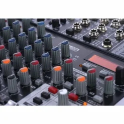 Behringer Xenyx QX1204USB