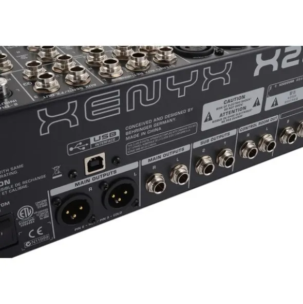 Behringer Xenyx X2222USB HP Bundle