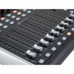 Behringer X-Touch Compact