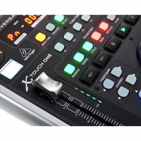 Behringer X-TOUCH ONE