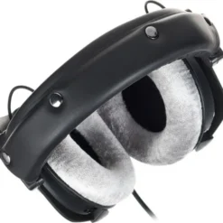 beyerdynamic DT-770 Pro 250 Ohm