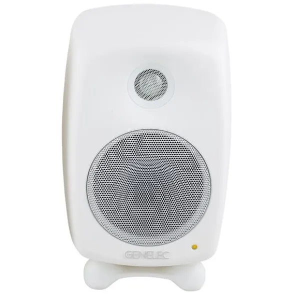 Genelec 8320 AWM Pack