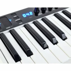 IK Multimedia iRig Keys I/O 25