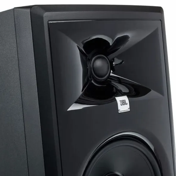 JBL 306P MKII