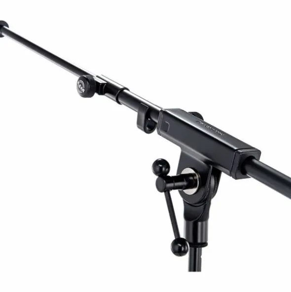 K&M 252 Black