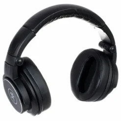 Mackie MC-150