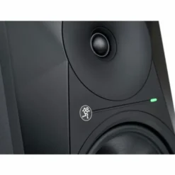 Mackie MR824