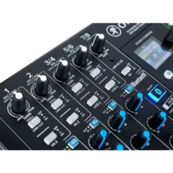 Mackie Onyx8