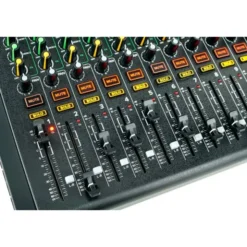 Mackie Onyx24