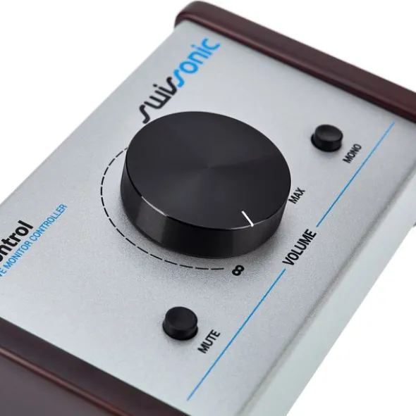 M-Audio BX4 M-Control Bundle